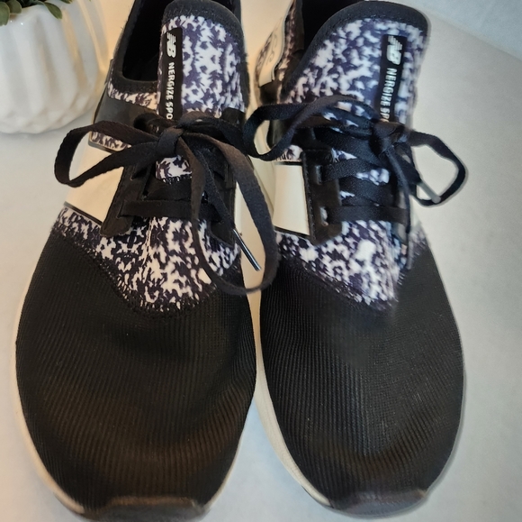 New Balance Sneakers - Picture 2 of 5